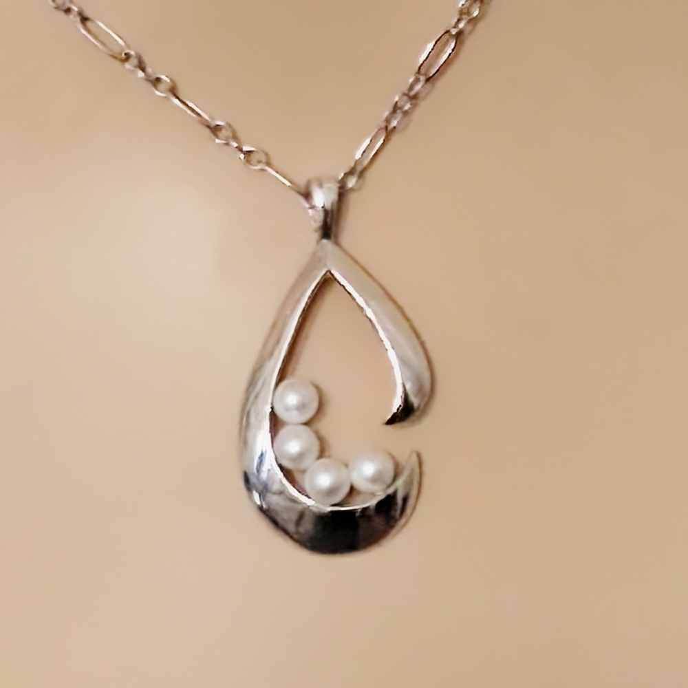 Vintage Y2K Modernist Sterling Silver & Pearl Pendant Necklace